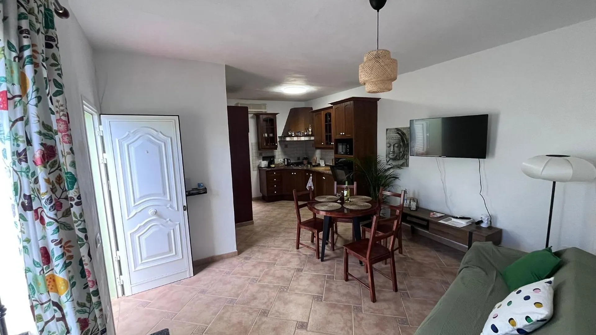 דירות El Pris La Casita De Vale Y Jeni 0*,  ספרד